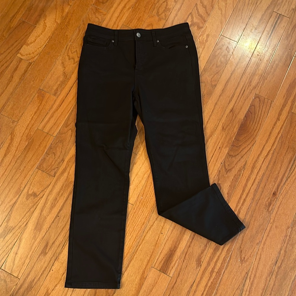 NWT St John’s Bay jeans